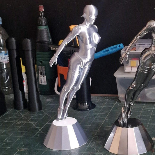 The Art of Crafting Realistic Replica Props