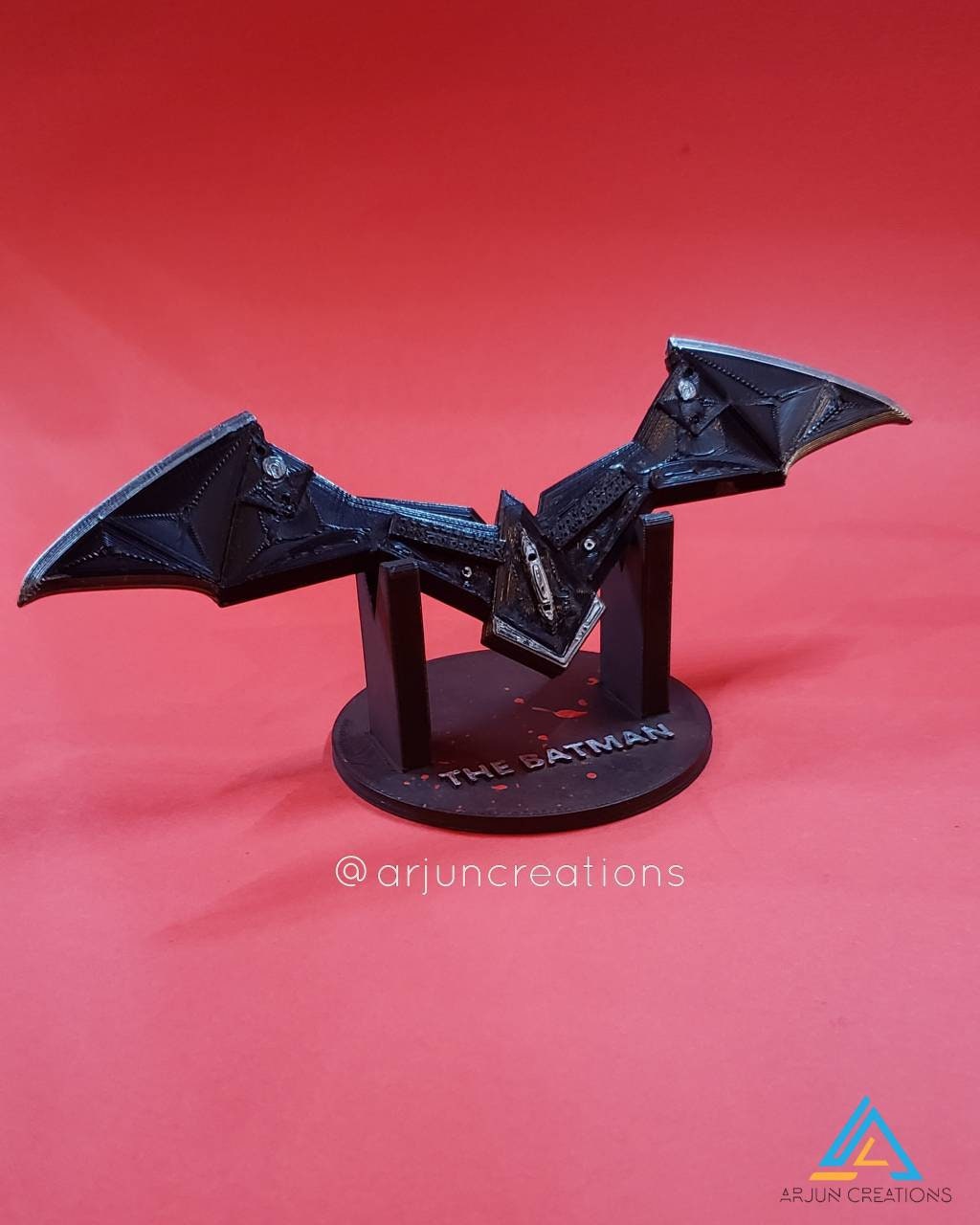 Throwing blade prop finishes