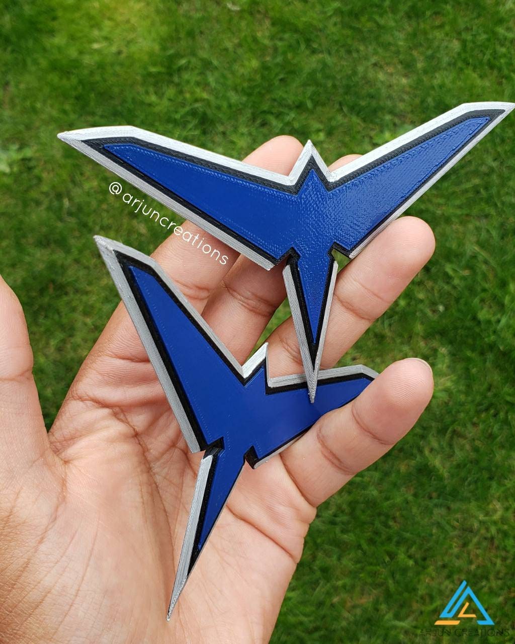 Nightwing Throwing Blade Prop - Inspired by Titans - 3D Printed - Utility - 2021 - Cosplay - Mancave - TV Show