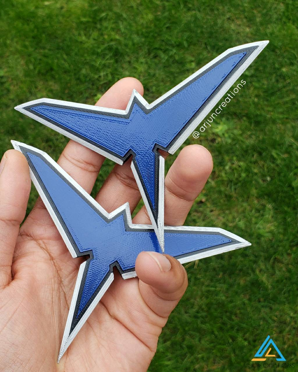 Nightwing Throwing Blade Prop - Inspired by Titans - 3D Printed - Utility - 2021 - Cosplay - Mancave - TV Show