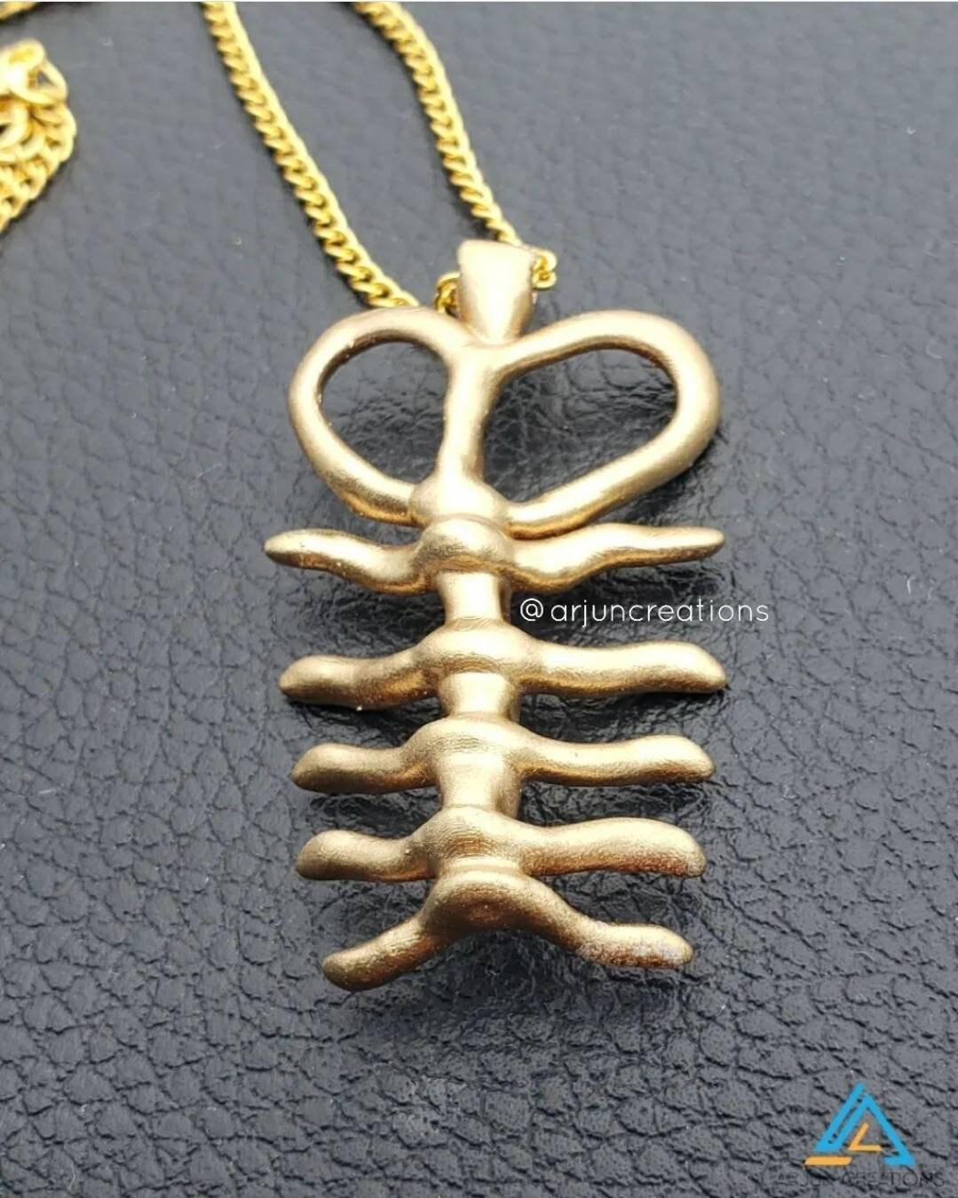 Mikaela Danso Bone Necklace – Charmed Reboot Replica