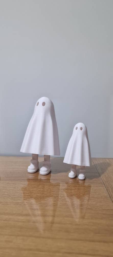 3D Printed Ghost with Feet / Shoes - Halloween - Trick or Treat - Sweets