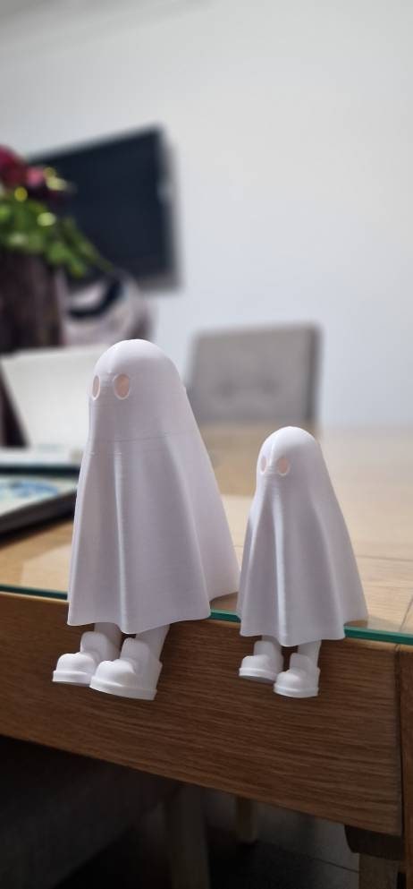 3D Printed Ghost with Feet / Shoes - Halloween - Trick or Treat - Sweets