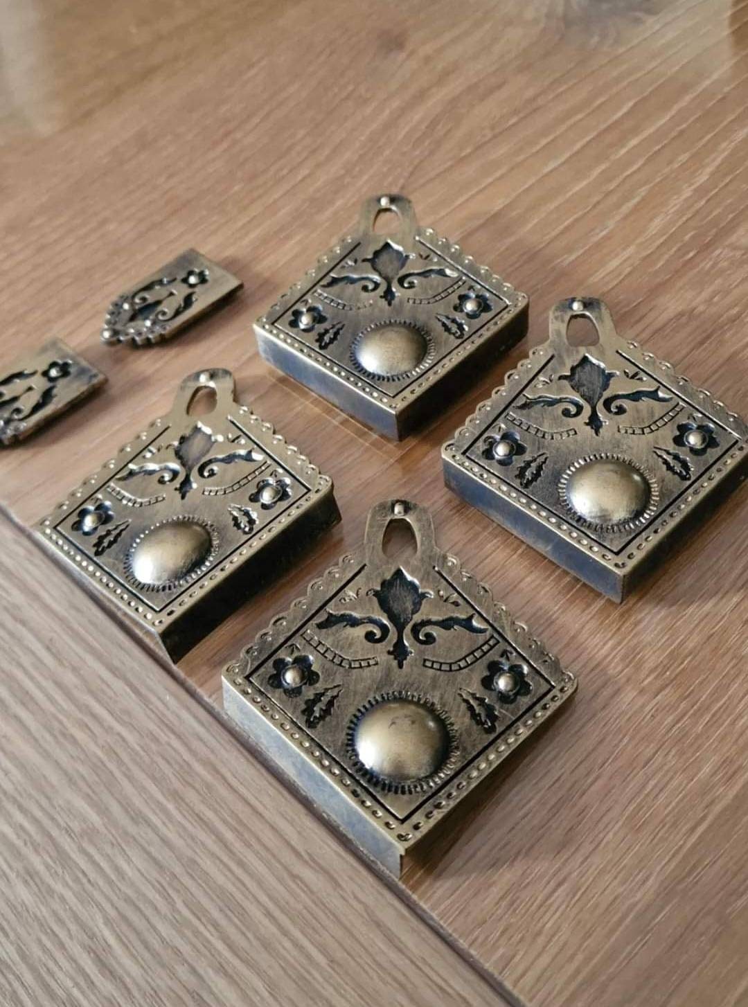 Vera Book of Shadows Corners & Centrepiece – Charmed Replica