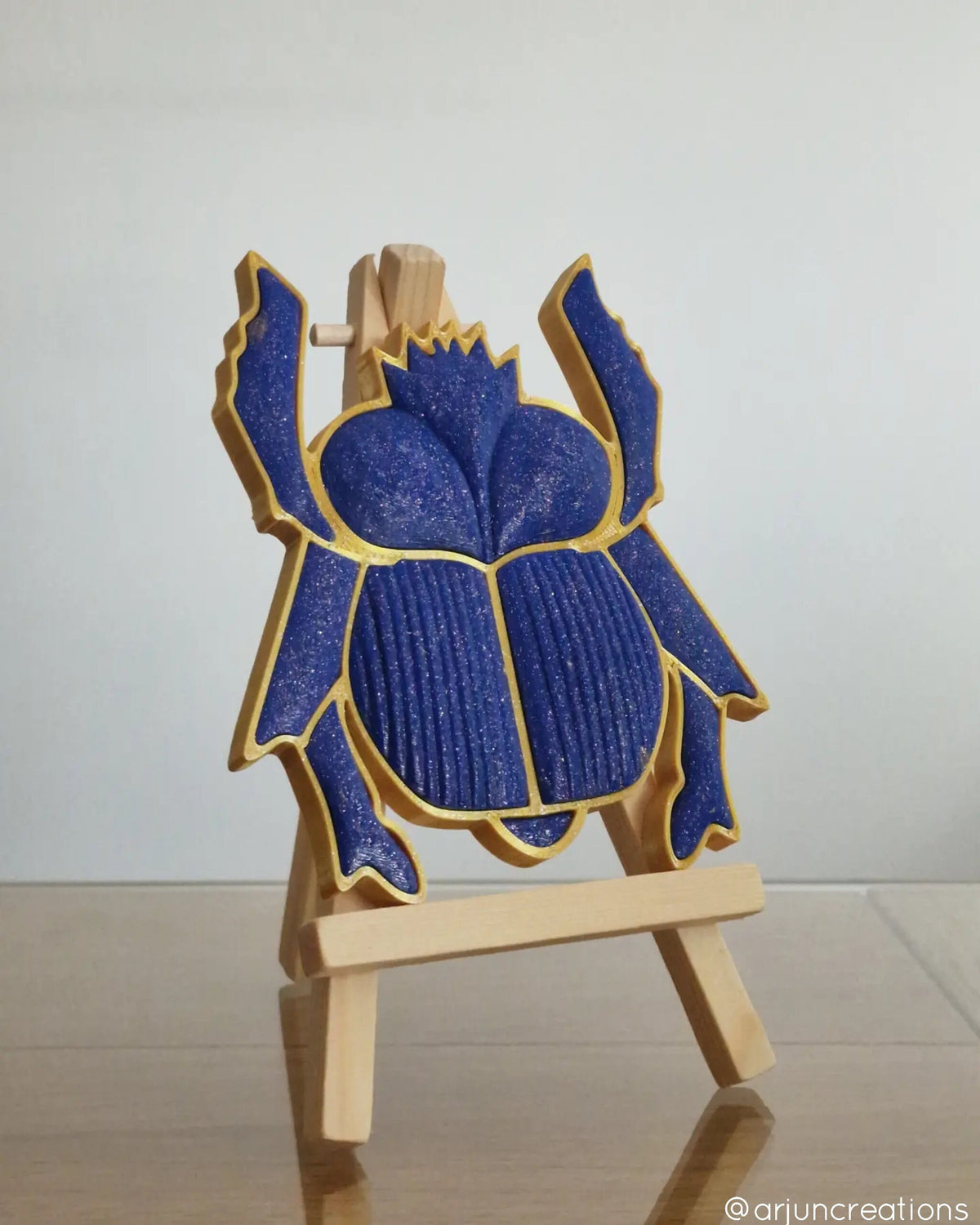 Jeric's Soul Swapping Scarab – Charmed Replica