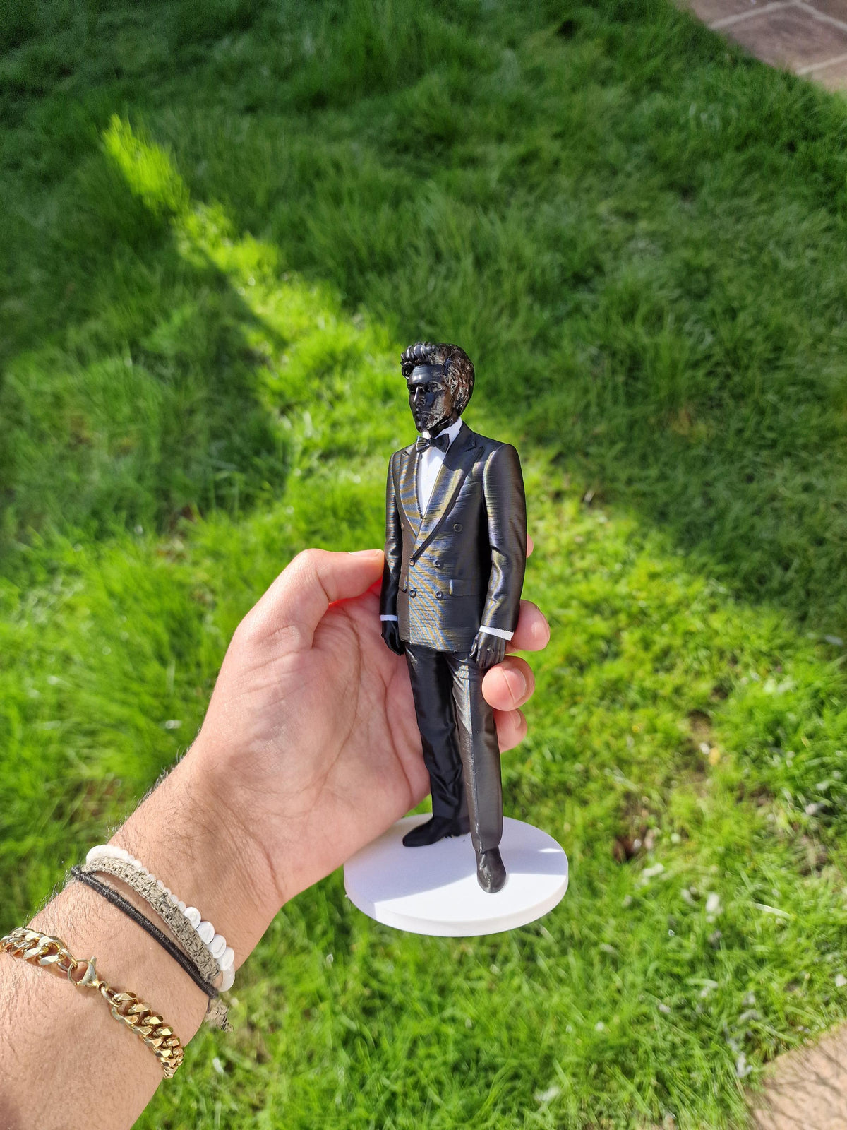 Gesaffelstein Inspired Figure Statue – Techno DJ Collectible – Electronic Music Producer Figure – Dark Techno Decor – DJ Fan Gift – Music