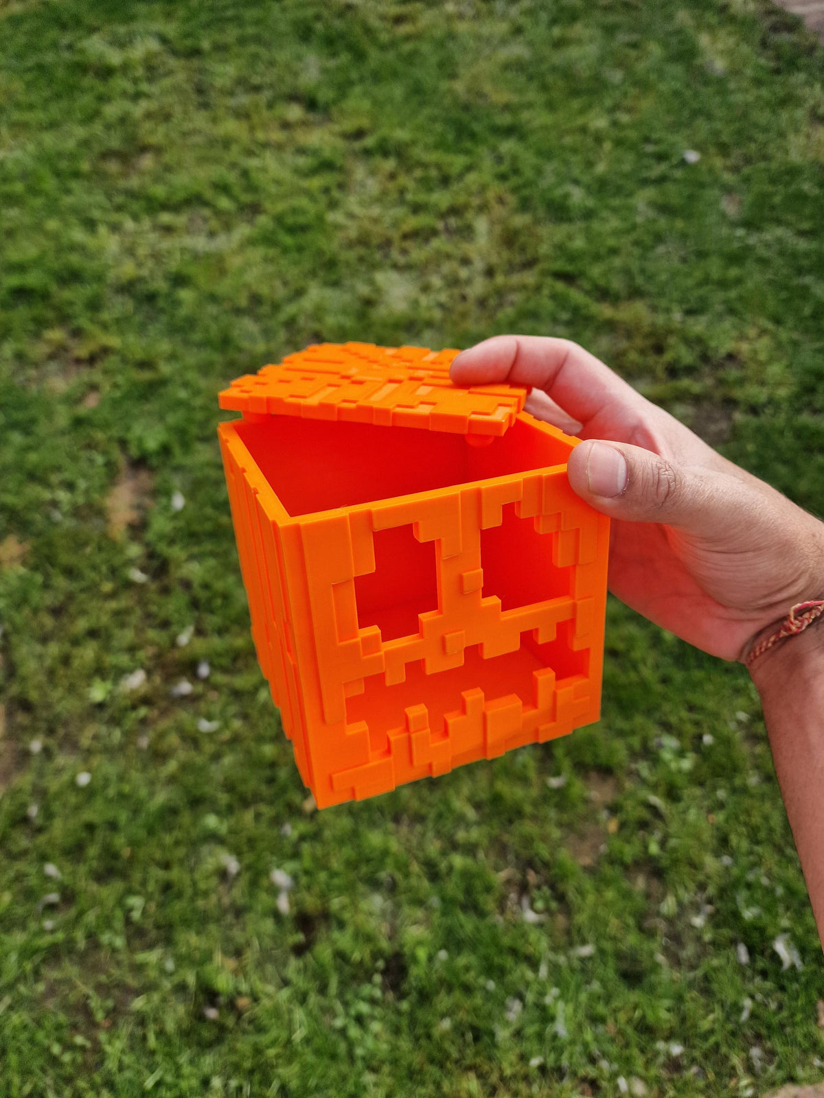 Pixel Block Popcorn Buckets - Inspired by Minecraft - 3D Printed Storage Boxes | TNT, Creeper, Enderman, Skeleton Head | Gaming Room Decor